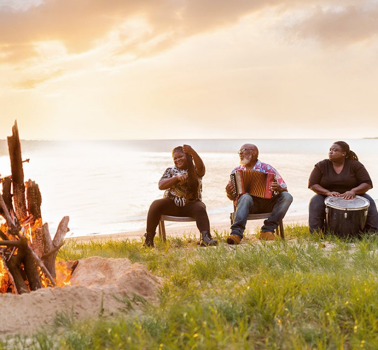 Locals playing indigenous music, Rake and Scrape